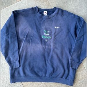 Embroidered Nike crewneck